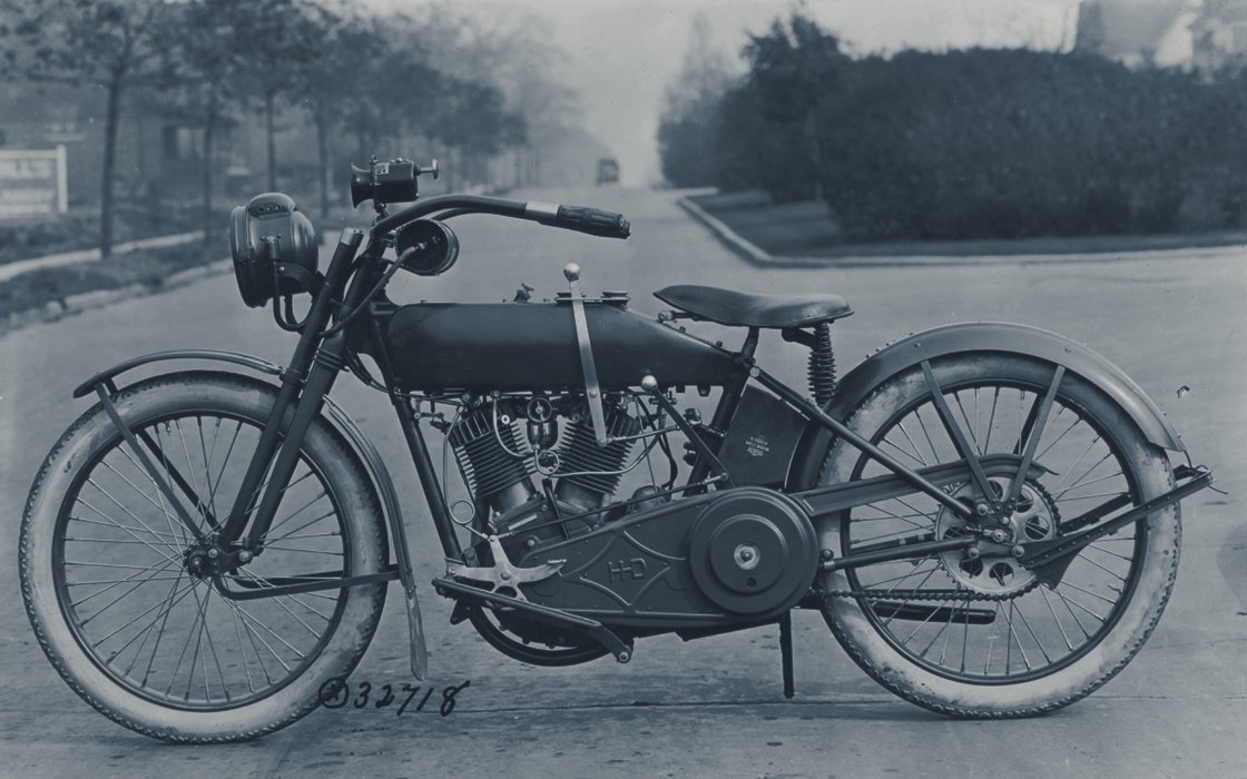 Harley-Davidson Government Model in zijaanzicht, fabrieksfoto uit de jaren 1910